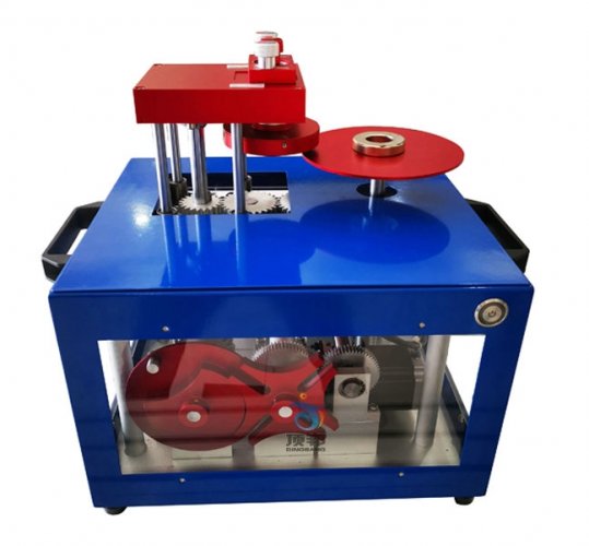 ȫ�Ԅ��X݆���Ƀx