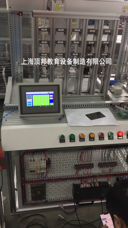 �F(xi��n)�������}���Ԅӻ����ϵ�y(t��ng)