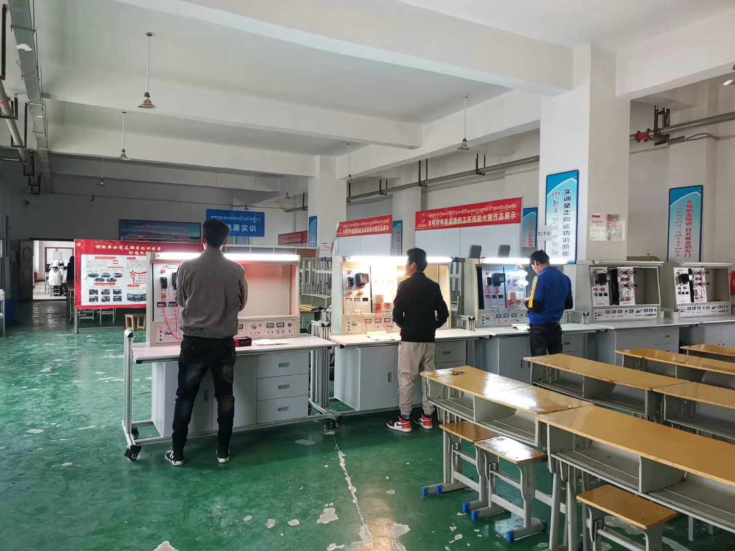 ��ȫ��늌�Ӗ(x��n)�b��