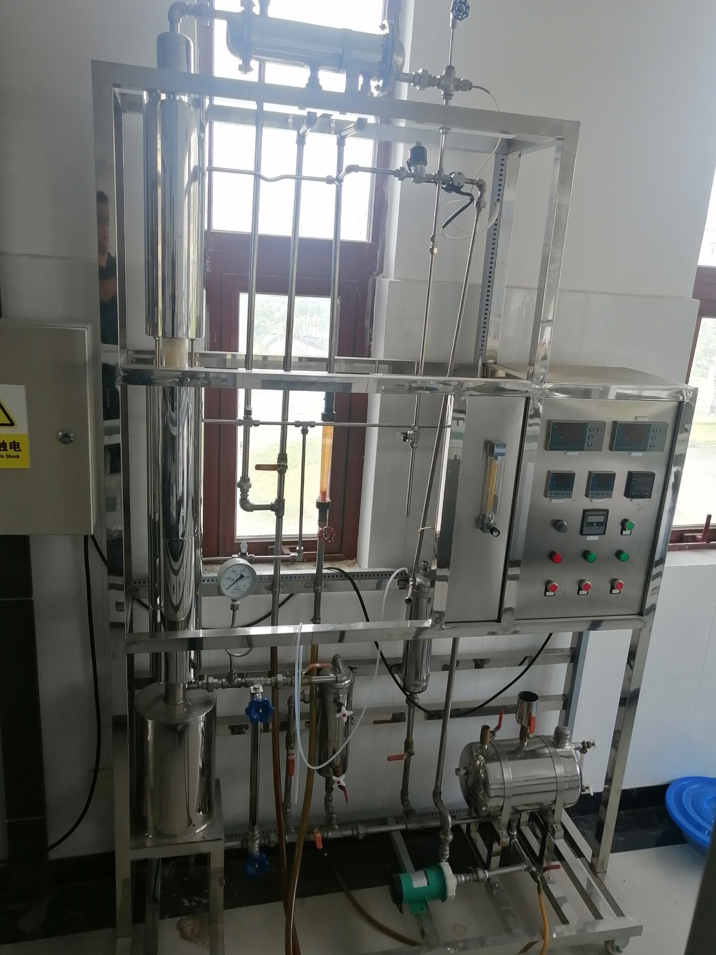 �����������b��