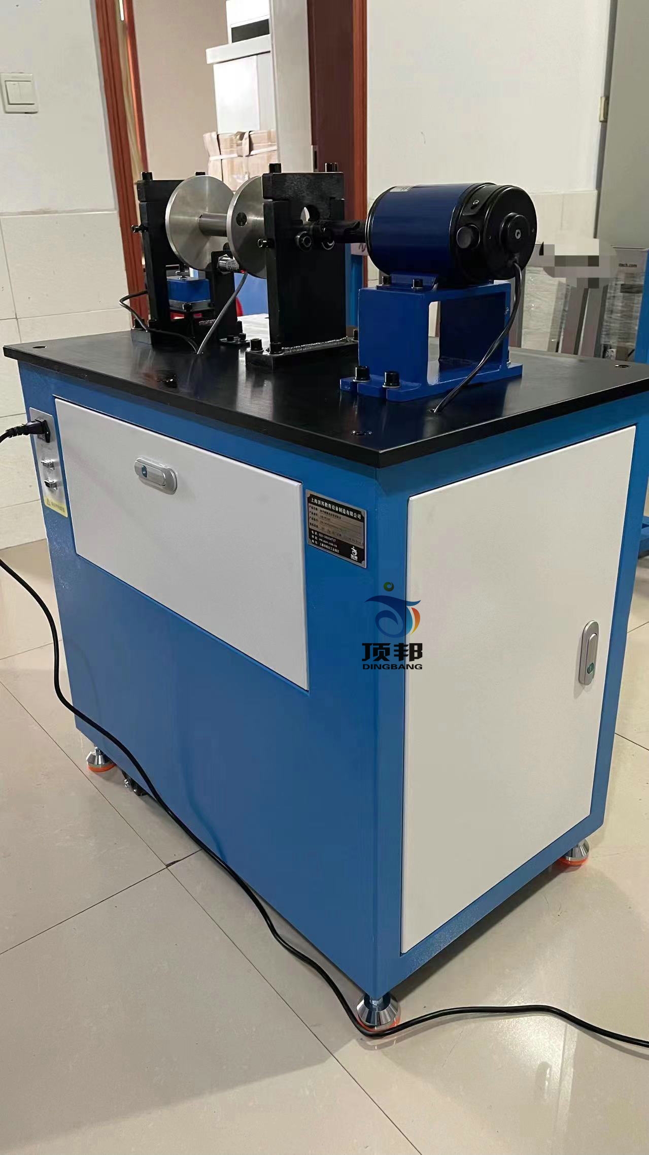 動(dòng)平衡測試分析試驗(yàn)臺(tái)