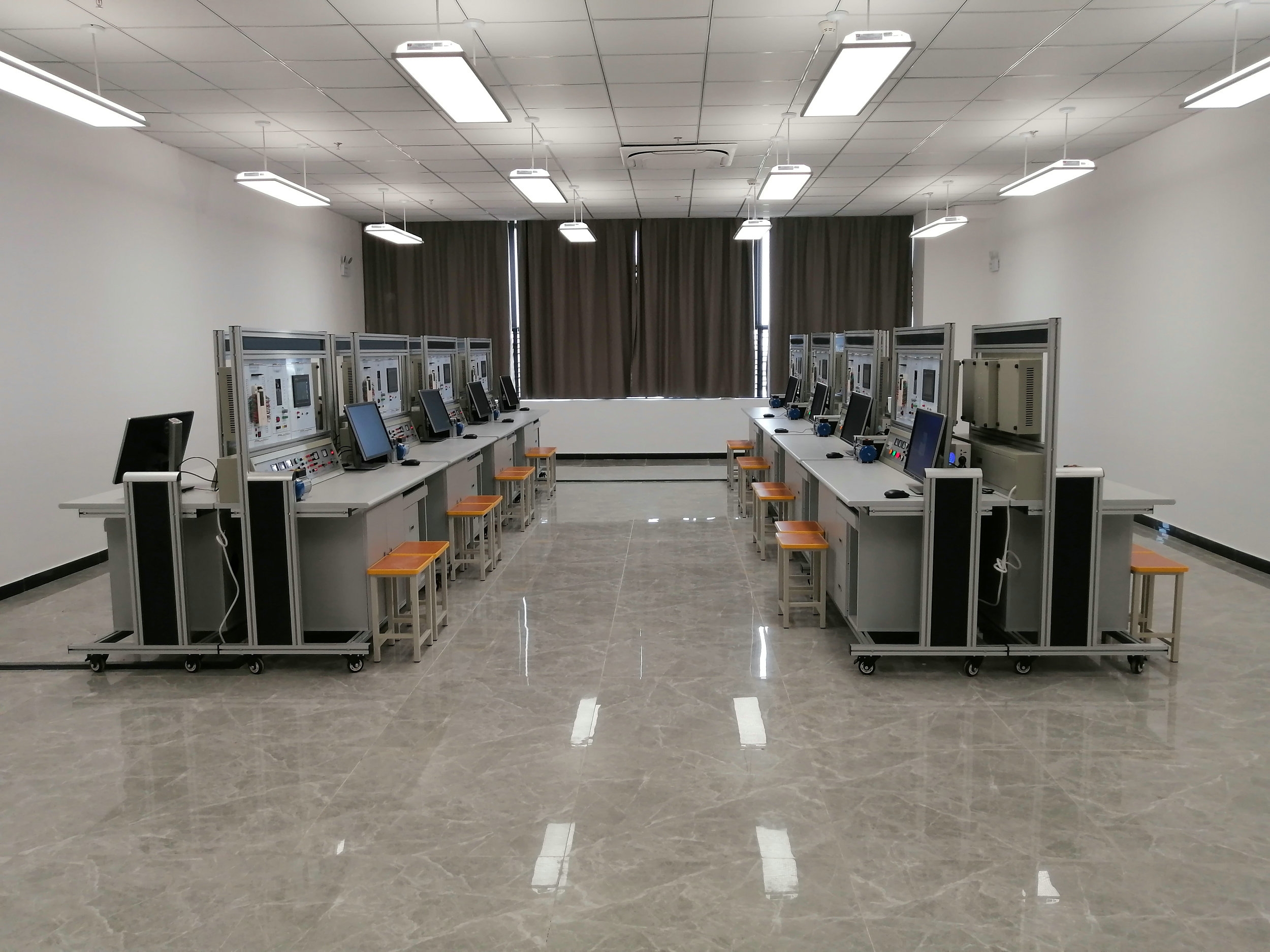 �W(w��ng)�j(lu��)��PLC�ɾ��̿�������(sh��)�(y��n)�b��