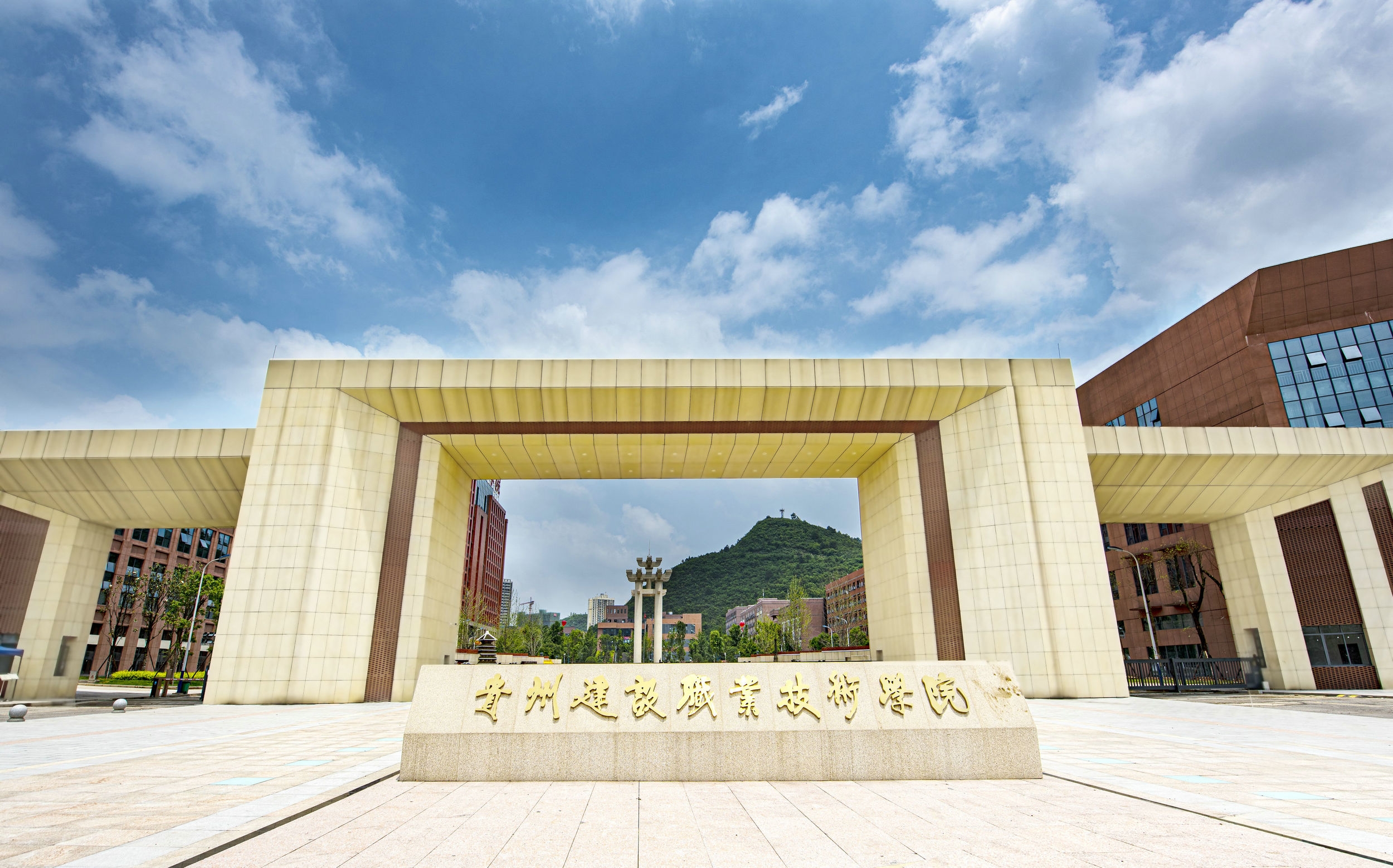 �F�ݽ��O(sh��)�I(y��)���g(sh��)�W(xu��)Ժ