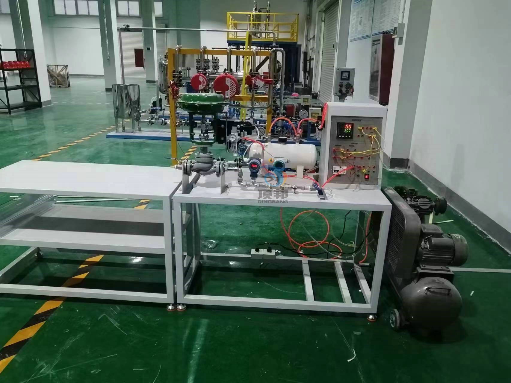 ���(d��ng)�{(di��o)��(ji��)�y���b�{(di��o)У��(sh��)Ӗ(x��n)�b��