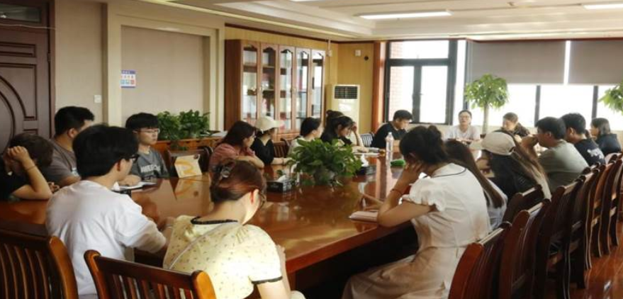 中國語言文學學院班委交流座談會