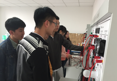 風(fēng)光互補(bǔ)發(fā)電實(shí)訓(xùn)平臺(tái)