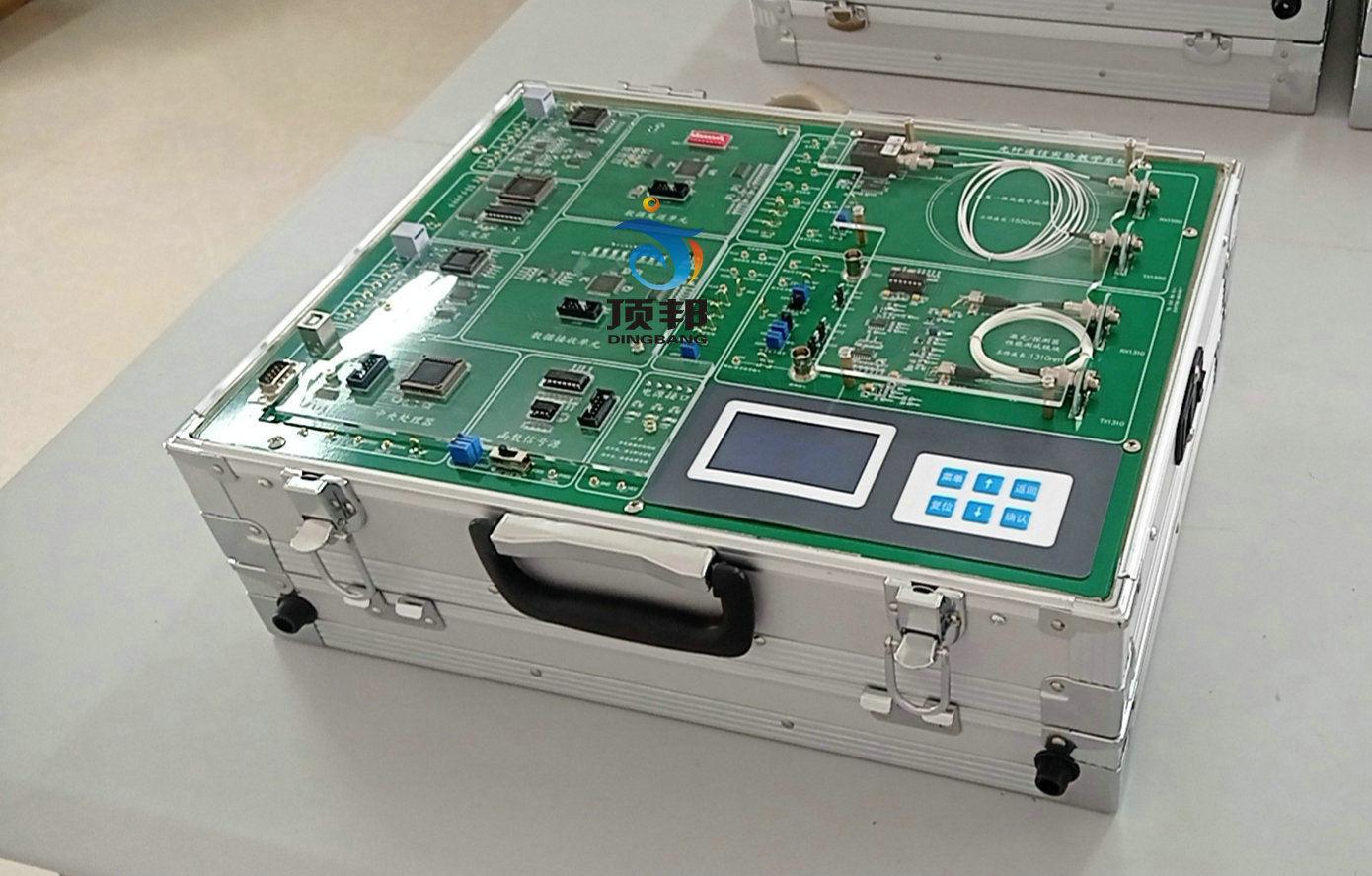 光纖通信綜合實(shí)驗(yàn)箱