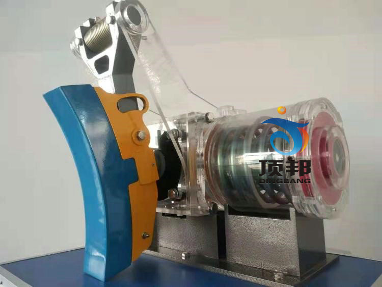 ����܉����ͨ�Ƅ�ϵ�y(t��ng)��Ӗ(x��n)ģ��