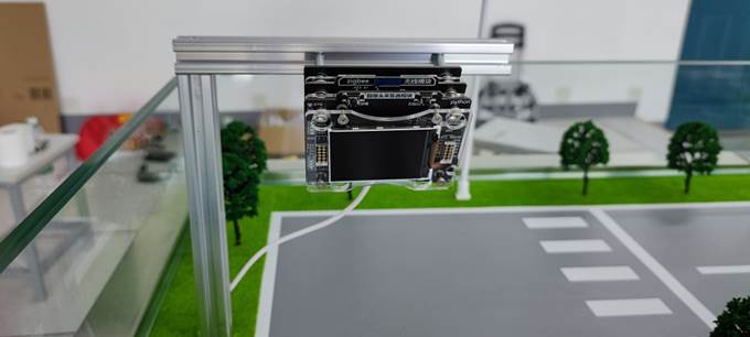 AI܇(ch��)���R(sh��)�eϵ�y(t��ng)